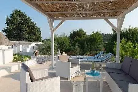 Trulli Don Peppe Sole Cisternino