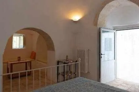 Trulli Don Peppe Sole Cisternino